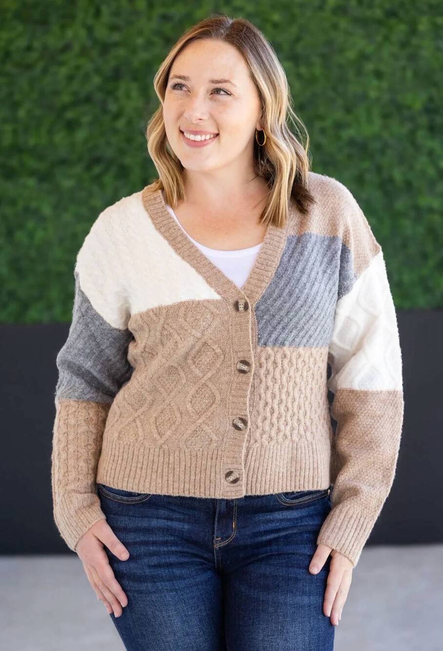 NEW MICHELLE MAE women's button-up sweater cardigan in beige